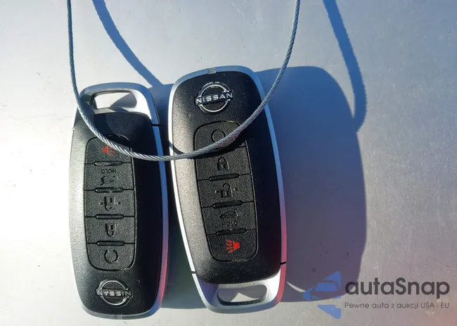 JN8BT3BB3RW443824: 43992154