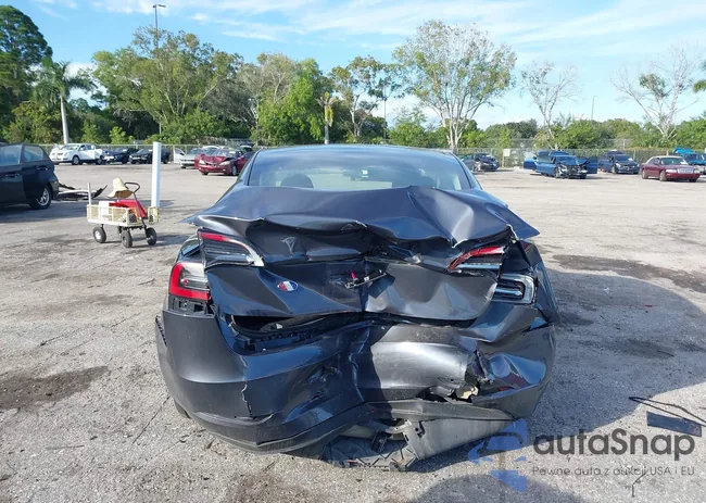 5YJ3E1EA8PF625330: 43992174