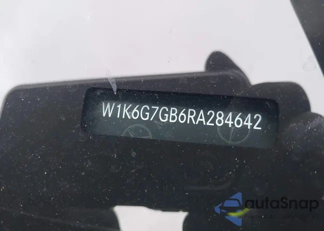 W1K6G7GB6RA284642: 43992217