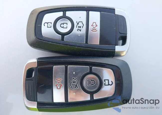 3FA6P0HD4LR147509: 43991308