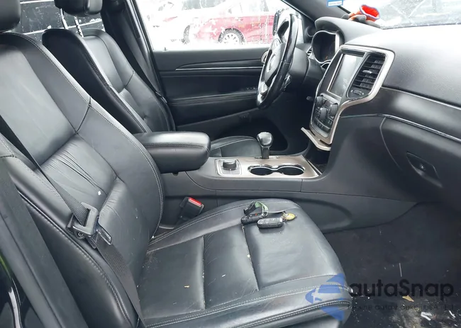 1C4RJFBG8FC235027: 43991475