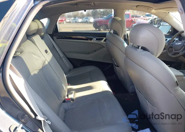 KMHGN4JE8HU193483: 43991494