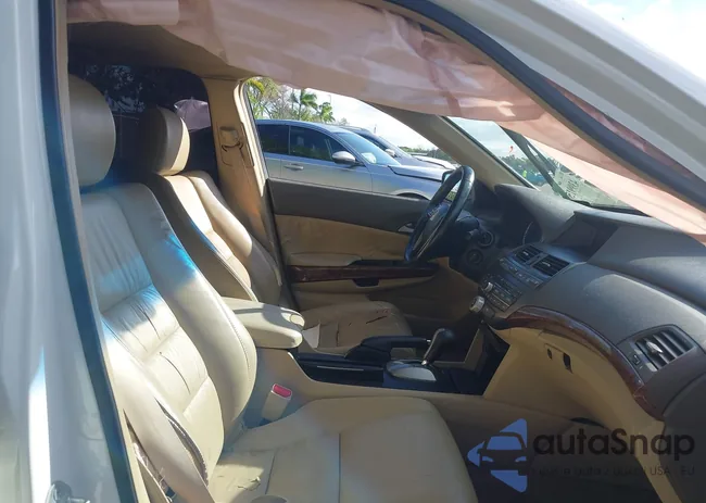 1HGCP36858A067336: 43991572