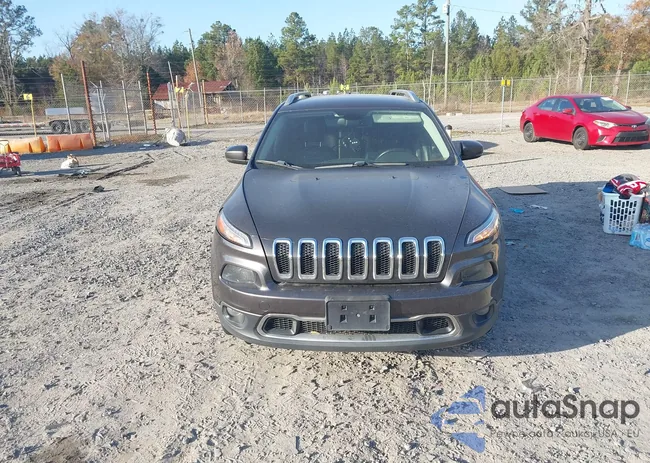 1C4PJMDB3EW300330: 43992711