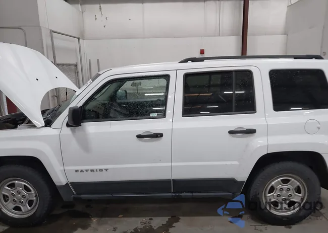 1C4NJPBA4DD251460: 43992747