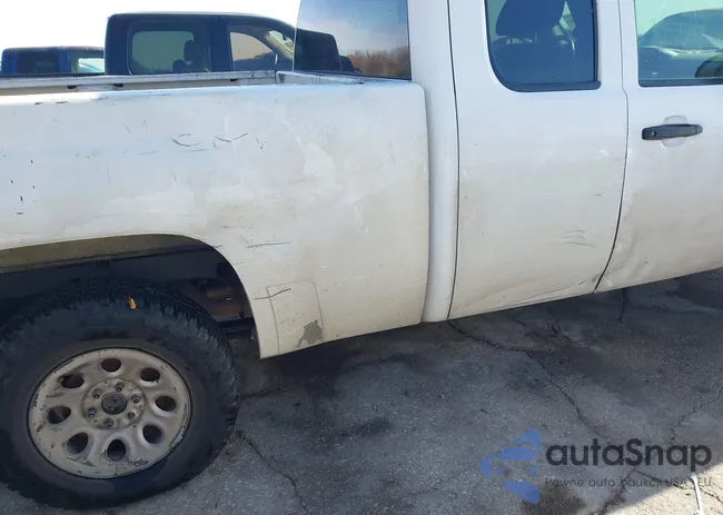 1GTEC19C09Z239086: 43992758