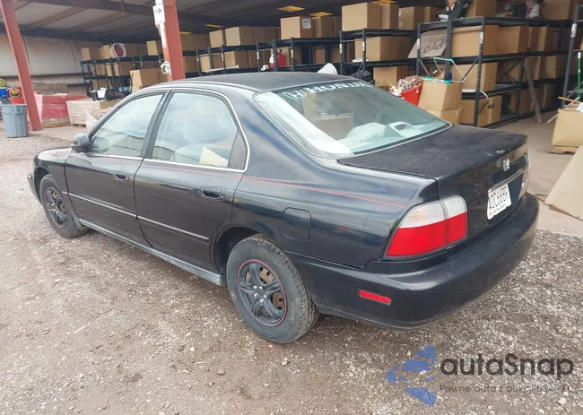 1HGCD5695TA228600: 43992767