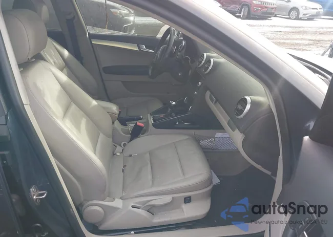 WAUKEAFM0CA162474: 43992803