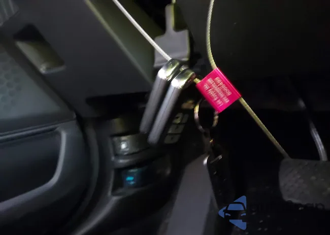 7FARW2H86JE028808: 43992854