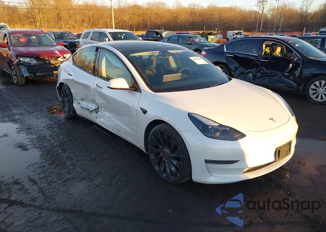 5YJ3E1EC8PF559492: 43992858