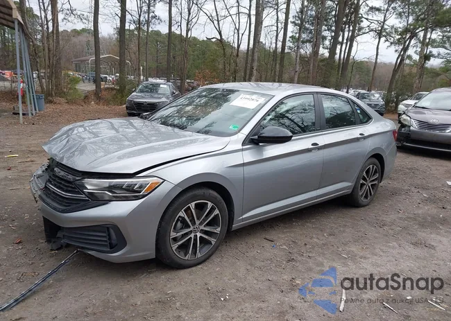 3VWBM7BU9RM008952: 43992876