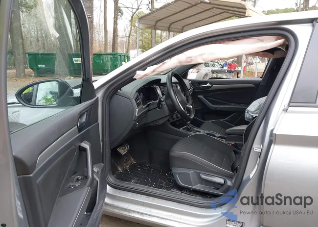 3VWBM7BU9RM008952: 43992876