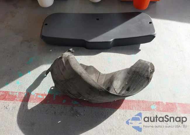 KNDJP3A51G7378602: 43992886