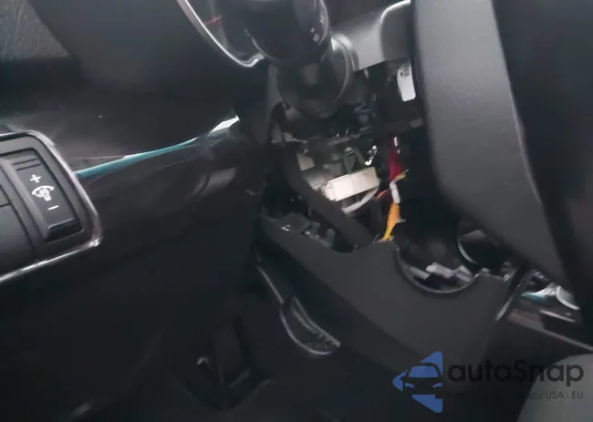 5XYKTCA6XEG501287: 43992923