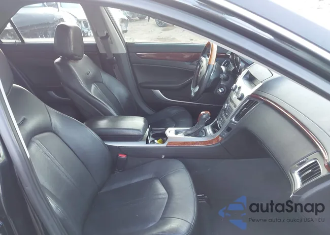 1G6DP5ED3B0122959: 43992975