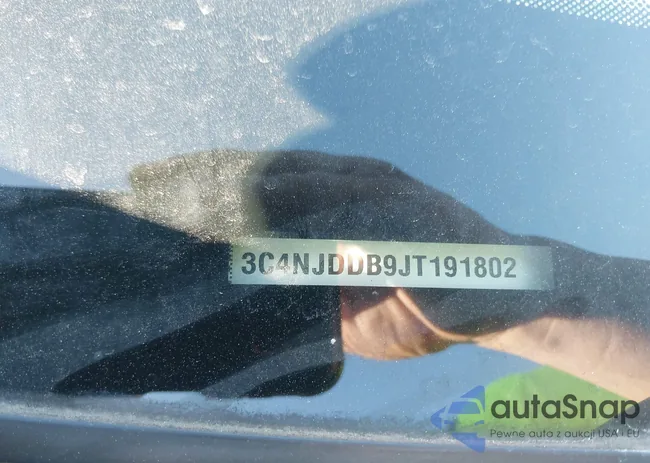 3C4NJDDB9JT191802: 43993042