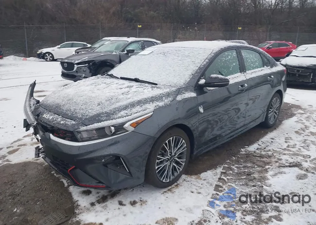 3KPF54AD3RE752929: 43993103