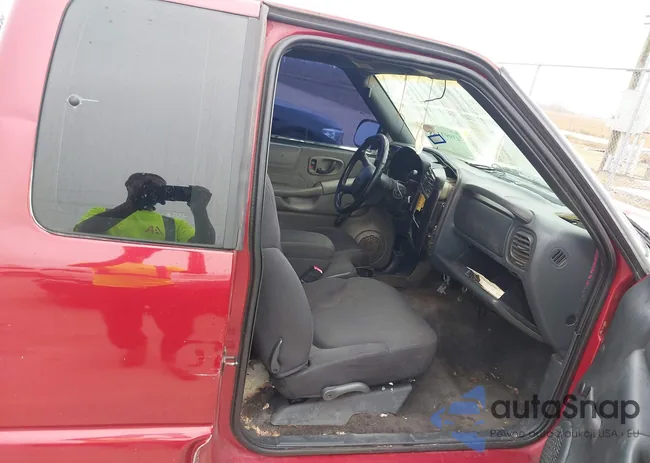 1GTCS19H138268051: 43993148