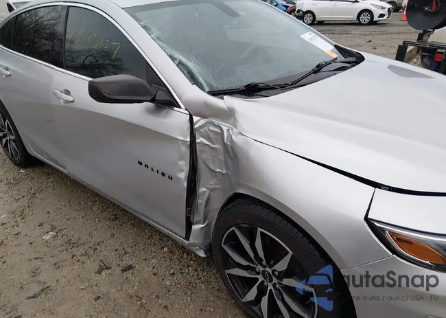 1G1ZG5STXLF056402: 43993157