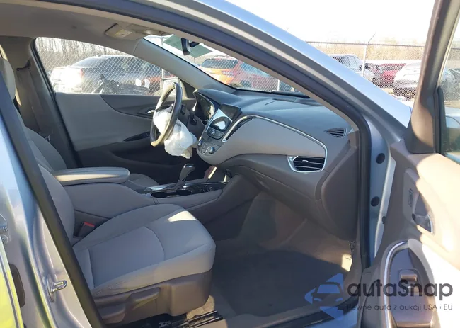 1G1ZD5ST7JF211655: 43993170