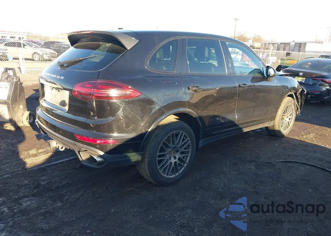 WP1AA2A21HKA84177: 43993206