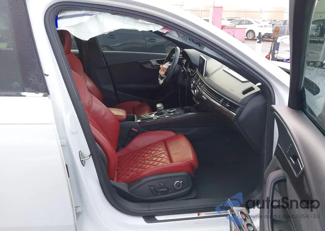 WAUB4BF48JA062760: 43992336