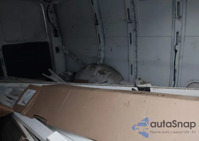 1GTW7AFF5G1164226: 43992398