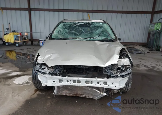 1FADP3M28JL236637: 43992399