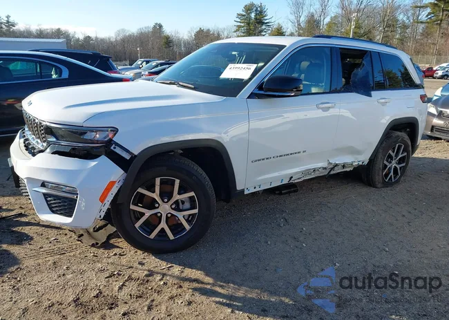 1C4RJHBG7PC643306: 43992456