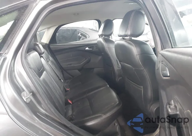 1FADP3F24EL118460: 43992494