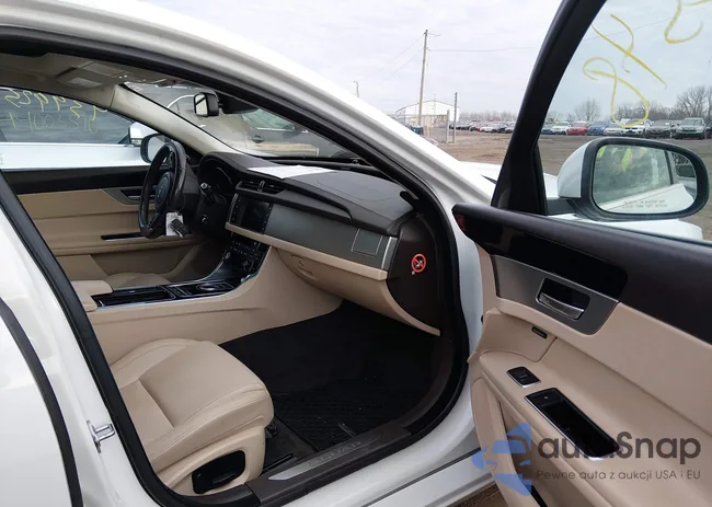 SAJBJ4BV7GCY22780: 43992578