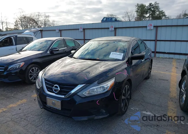 1N4AL3AP0JC281134: 43993688