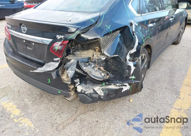 1N4AL3AP0JC281134: 43993688