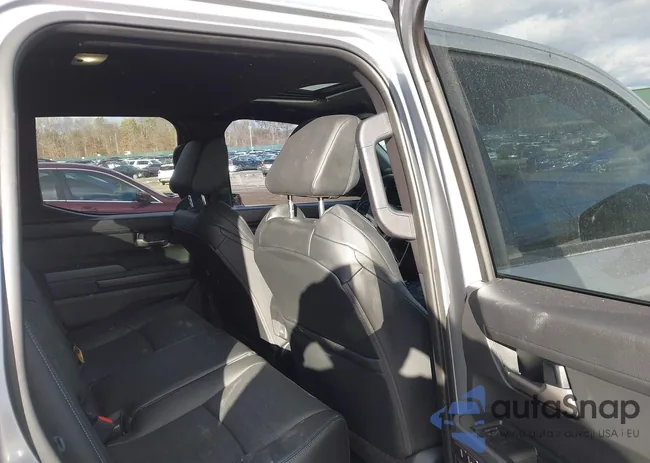 3TMLB5JN6RM010363: 43993709