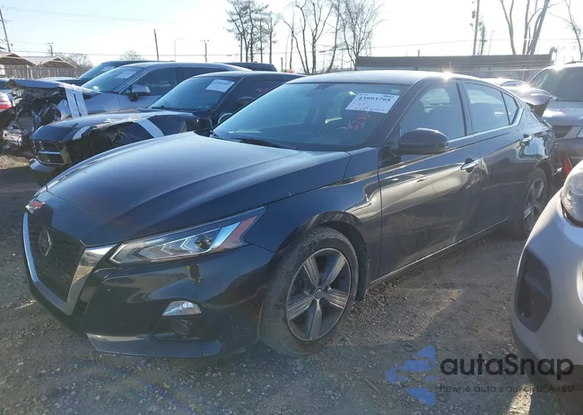 1N4BL4DV4KC137589: 43993795