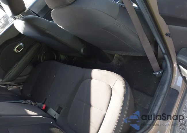 KNDJN2A27G7254565: 43993848