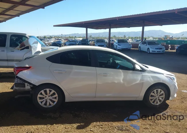 3KPC24A34JE015228: 43993868