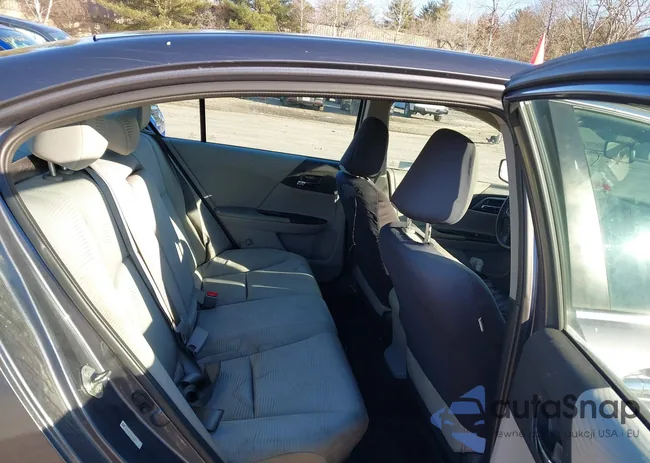 1HGCR2F34EA030895: 43993889