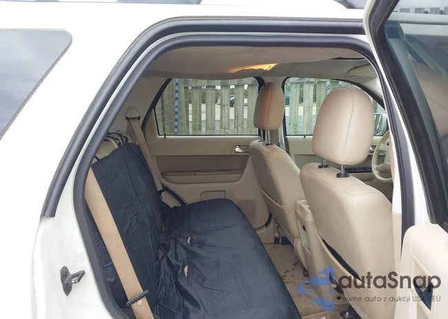 1FMCU0EG0AKD05037: 43993948