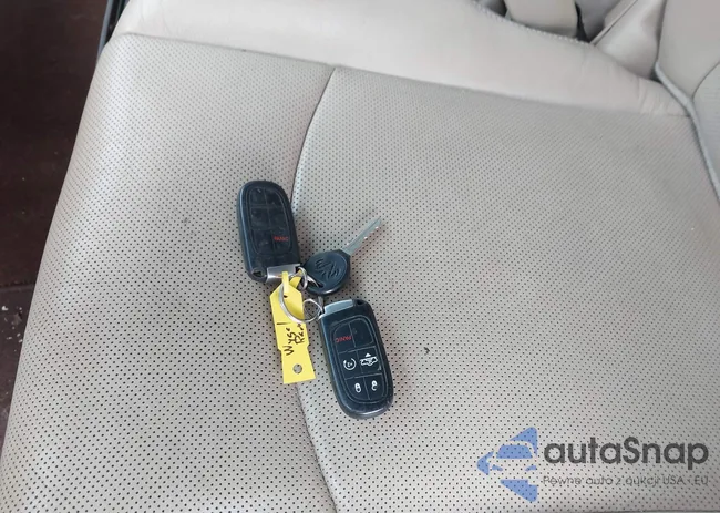 1C6RR7VM8ES371802: 43993960