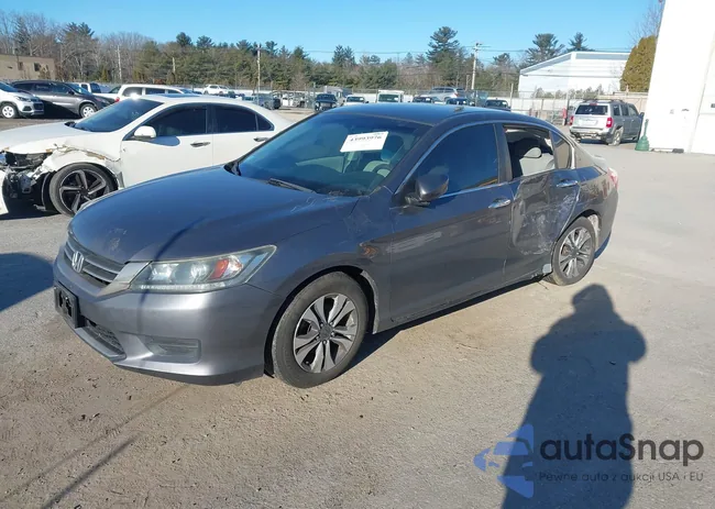 1HGCR2F30DA022677: 43993976