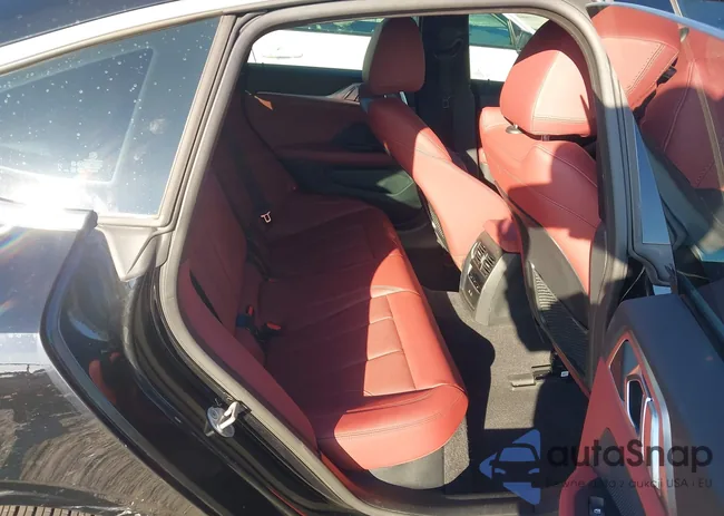 WBY73AW02RFR62571: 43993981