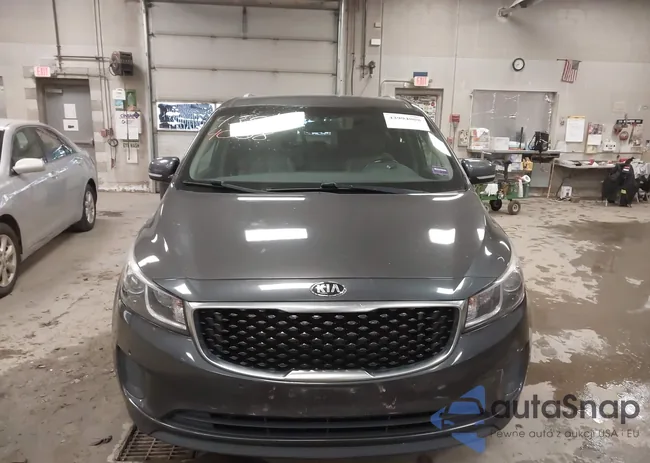 KNDMB5C17H6239745: 43994008