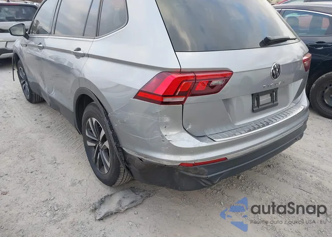 3VVRB7AX7RM197377: 43993332