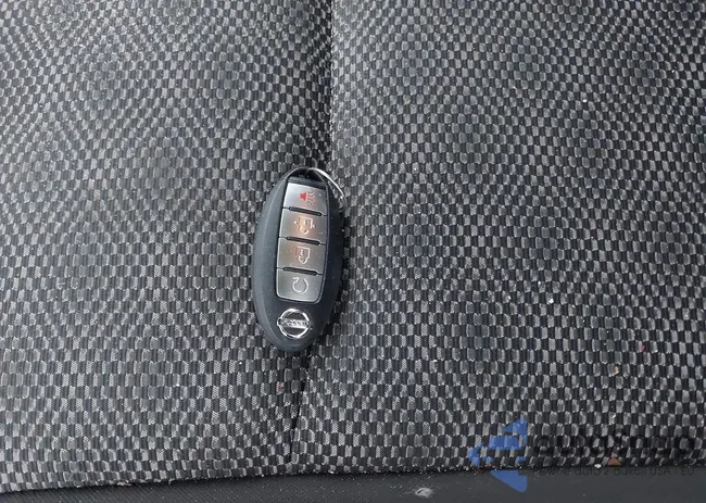 JN1BJ1CP4HW020381: 43993341