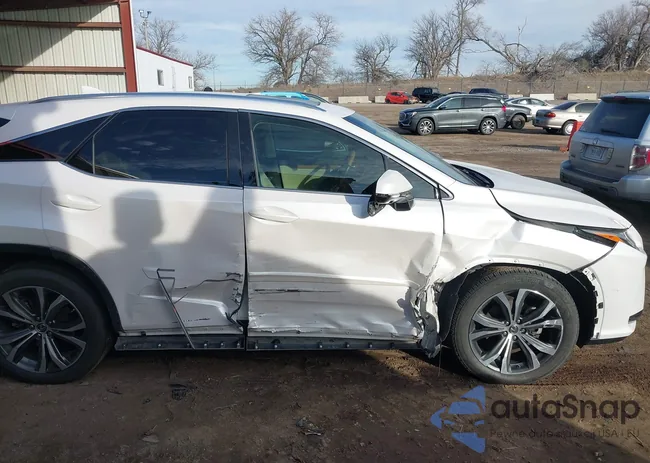 2T2BZMCAXKC181591: 43993347