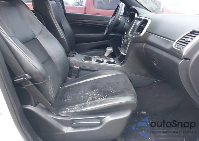 1C4RJFAG5HC749390: 43993403