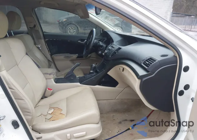 JH4CU2F67AC043127: 43993408