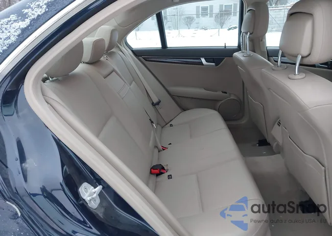 WDDGF8AB6EA940967: 43993466