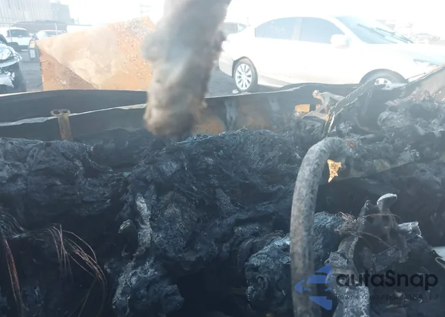 3MVDMABL4MM208421: 43993499